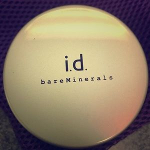 Bare Minerals Finishing Powder